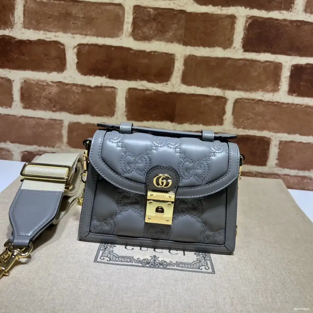Hyperpeter BAG MATELASSÉ HANDLE TOP GG GUCCI SMALL 0626